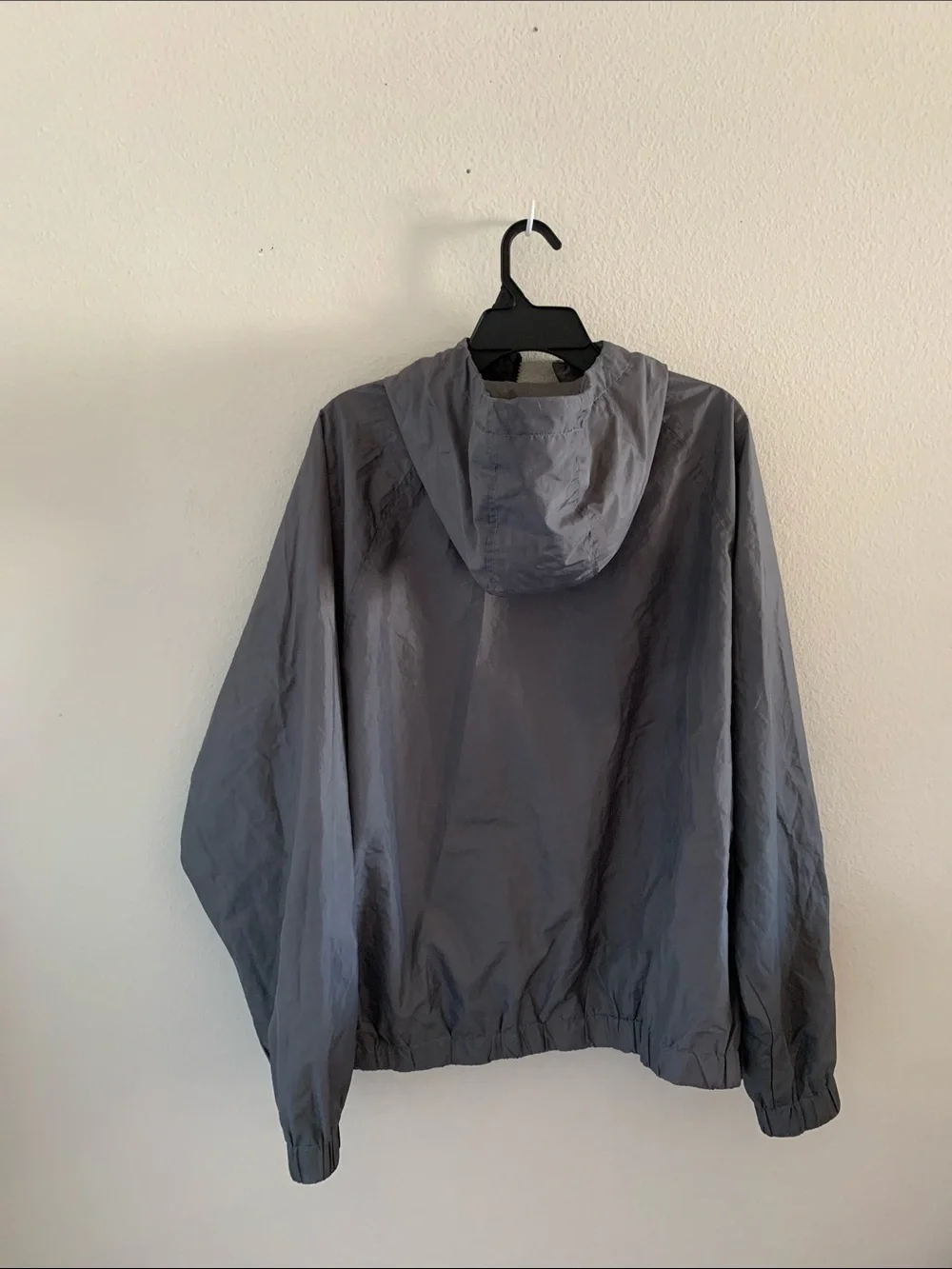 H&M Windbreaker with Hood Full Front Zipper   And front pockets